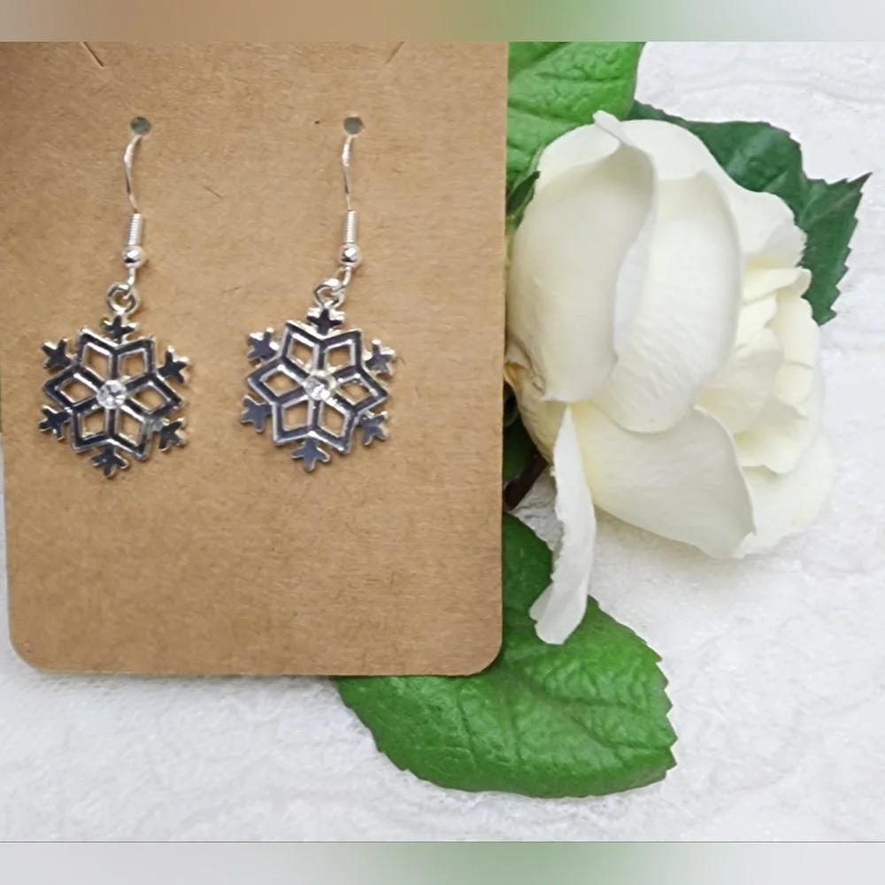 Elegant Silver Toned Dangle Drop Snowflake Hook Earrings